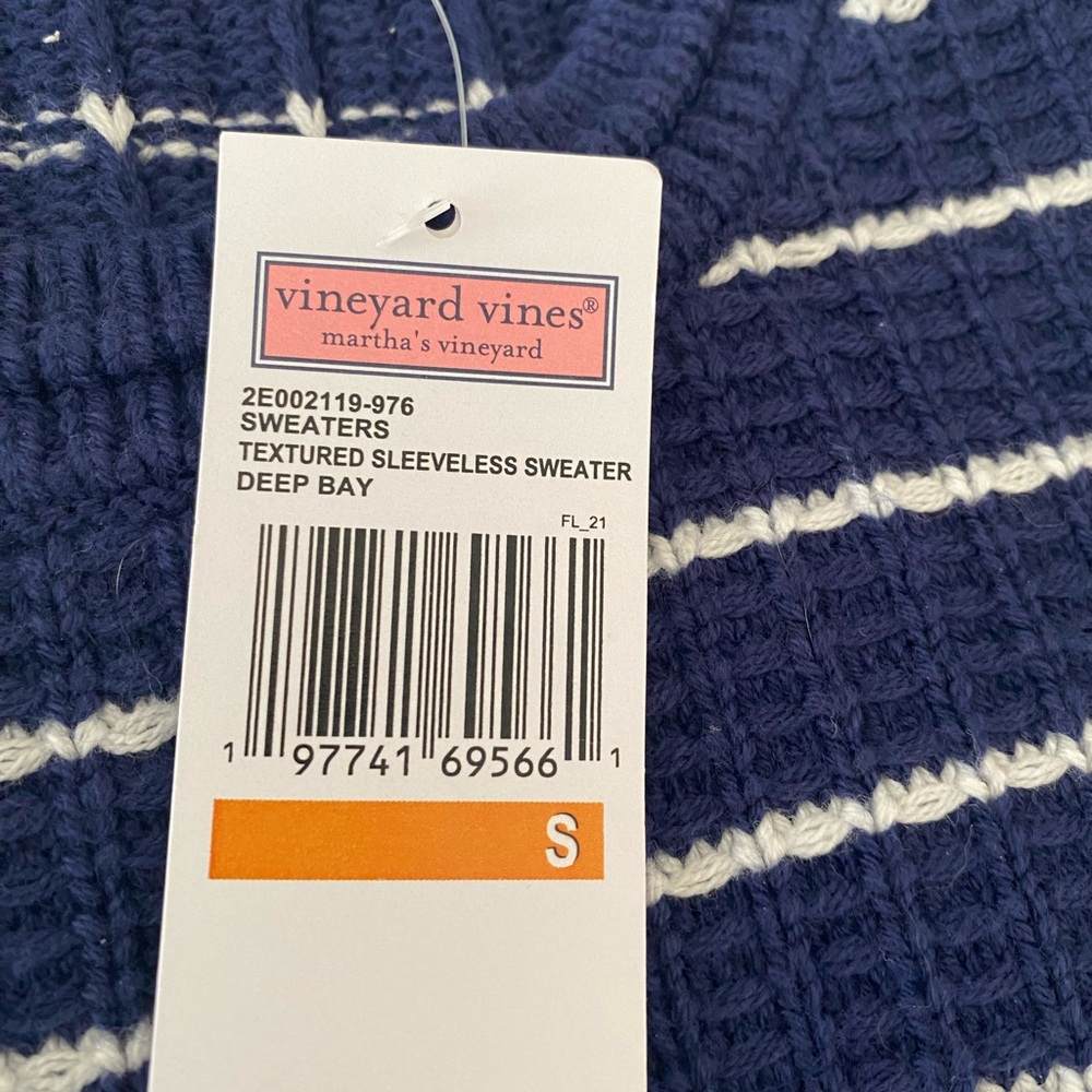 Vineyard Vines Womens Navy and White Striped Knit sleeveless sweater NWT size S - Picture 5 of 8